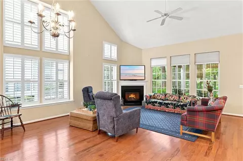 5420 Paperwhite Ln, Virginia Beach, VA 23455