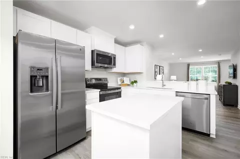 Kitchen - 168 Shipwright Ln, Suffolk, VA 23434 photo 1 of 3