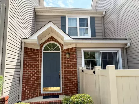 3837 Lasalle Dr #109, Virginia Beach, VA 23453