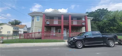 1022 Duke St, Portsmouth, VA 23704