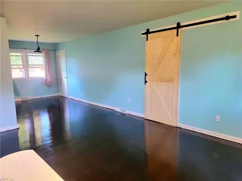 Living - 311 Hercules Dr, Hampton, VA 23669 photo 3 of 4