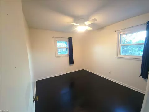 Bedroom - 311 Hercules Dr, Hampton, VA 23669 photo 6 of 7