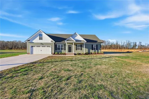 580 Foreman Bundy Rd, Elizabeth City, NC 27909