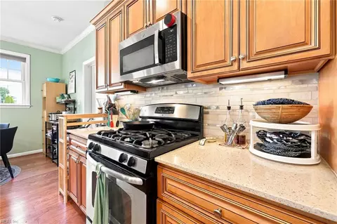 Kitchen - 214 S 2nd St #C, Hampton, VA 23664 photo 3 of 6