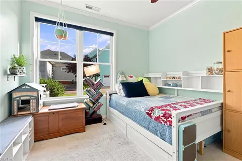 Bedroom - 214 S 2nd St #C, Hampton, VA 23664 photo 4 of 6