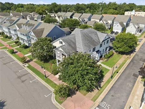 View/Area - 214 S 2nd St #C, Hampton, VA 23664 photo 6 of 13