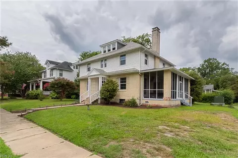 Exterior - 268 E 40th St, Norfolk, VA 23504 photo 2 of 9
