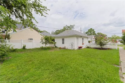Exterior - 268 E 40th St, Norfolk, VA 23504 photo 9 of 9