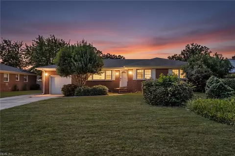 4633 Miles Standish Rd #DR, Virginia Beach, VA 23455