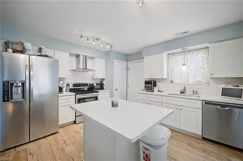 2001 Westham Woods Ct, Virginia Beach, VA 23454