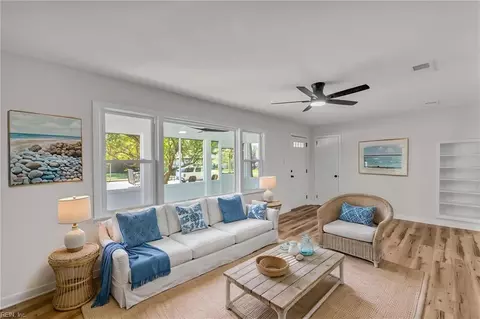 Living - 101 Kidd Blvd, Norfolk, VA 23502 photo 9 of 9
