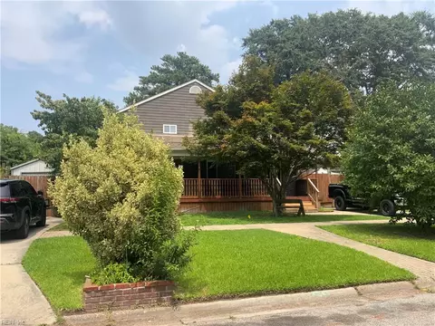 604 Ferry Rd, Portsmouth, VA 23701