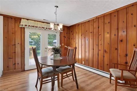 Dining - 6123 Edison Ave, Norfolk, VA 23502 photo 1 of 2