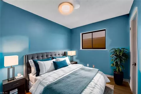 Bedroom - 724 Hemlock Ave, Hampton, VA 23661 photo 2 of 18