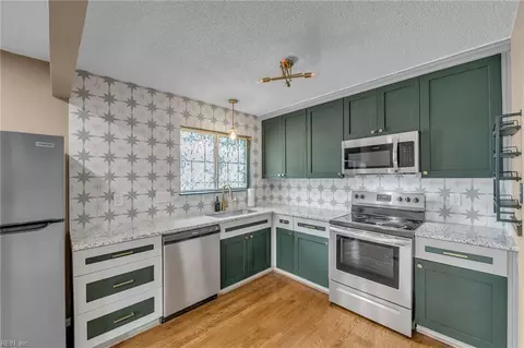 Kitchen - 724 Hemlock Ave, Hampton, VA 23661 photo 1 of 3