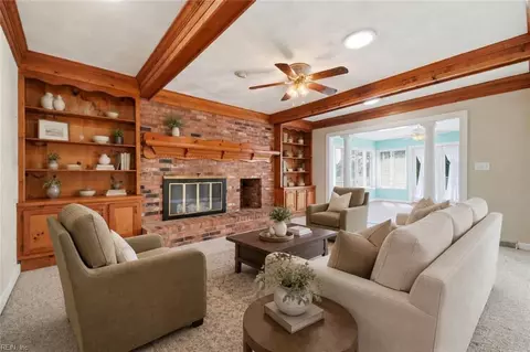 Living - 2149 Partridge Pl, Suffolk, VA 23433 photo 3 of 4