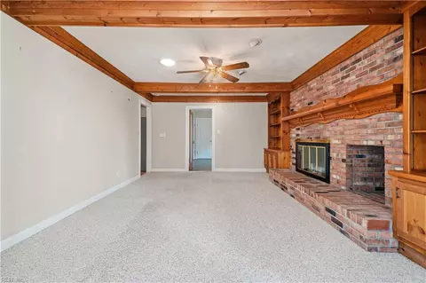 Living - 2149 Partridge Pl, Suffolk, VA 23433 photo 4 of 4