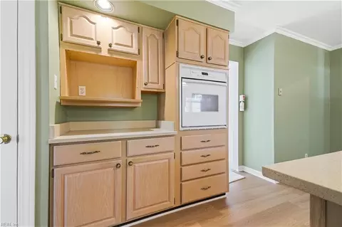 Kitchen - 2149 Partridge Pl, Suffolk, VA 23433 photo 3 of 4