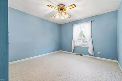 Bedroom - 2149 Partridge Pl, Suffolk, VA 23433 photo 3 of 6