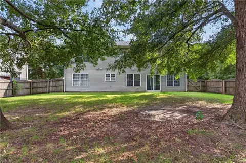 Exterior - 309 Roberta Dr, Hampton, VA 23666 photo 5 of 6