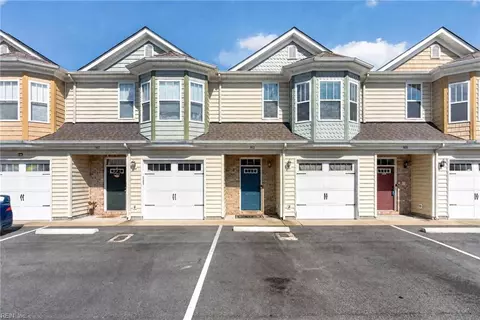 913 Deep Creek Rn Run, Chesapeake, VA 23323
