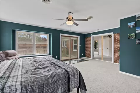 Bedroom - 1814 Canterbury Rd, Hampton, VA 23666 photo 9 of 11