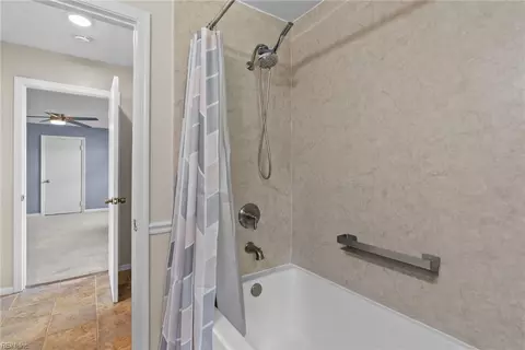 Bath - 1814 Canterbury Rd, Hampton, VA 23666 photo 4 of 4