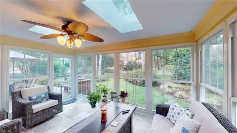 816 Forest Lakes Cir, Chesapeake, VA 23322