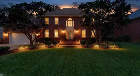 816 Forest Lakes Cir, Chesapeake, VA 23322