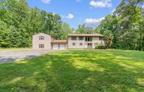 12255 Waterview Trl, Carrollton, VA 23314