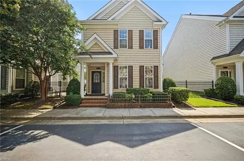 8236 Lee Hall Ave, Suffolk, VA 23435