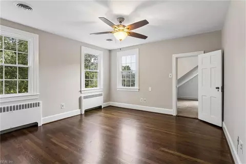 Bedroom - 2401 Chesapeake Ave, Hampton, VA 23661 photo 5 of 7