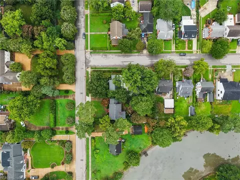View/Area - 2401 Chesapeake Ave, Hampton, VA 23661 photo 2 of 4