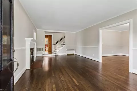 Living - 2401 Chesapeake Ave, Hampton, VA 23661 photo 1 of 7