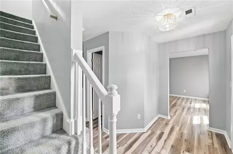Entry Way - 52 Locksley Dr, Hampton, VA 23666 photo 5 of 6