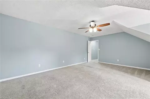 Bedroom - 52 Locksley Dr, Hampton, VA 23666 photo 8 of 9