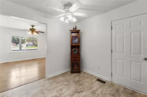 Entry Way - 1 Garrett Dr, Hampton, VA 23669 photo 1 of 3