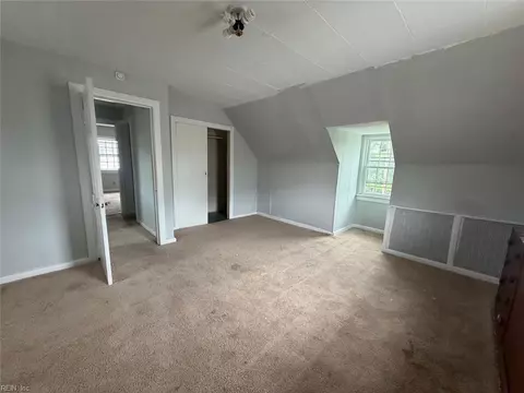 Bedroom - 165 Commodore Dr, Norfolk, VA 23503 photo 5 of 6