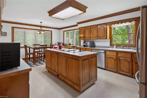 Kitchen - 3120 Deans Ct, Chesapeake, VA 23321 photo 2 of 3