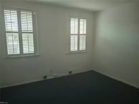 Bedroom - 27 E Mellen St, Hampton, VA 23663 photo 3 of 4