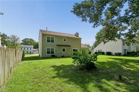Exterior - 121 Springdale Way, Hampton, VA 23666 photo 6 of 6