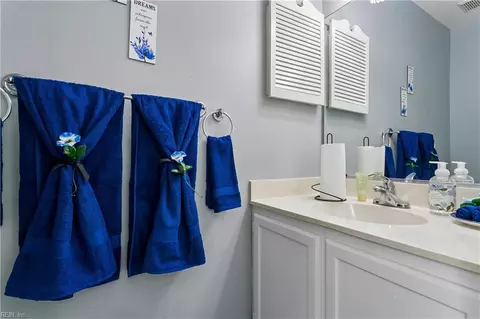Bath - 121 Springdale Way, Hampton, VA 23666 photo 1 of 4