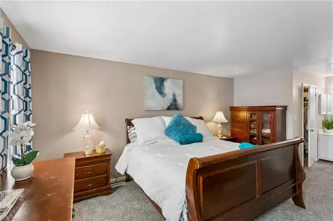Bedroom - 121 Springdale Way, Hampton, VA 23666 photo 2 of 9