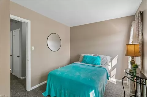 Bedroom - 121 Springdale Way, Hampton, VA 23666 photo 5 of 9