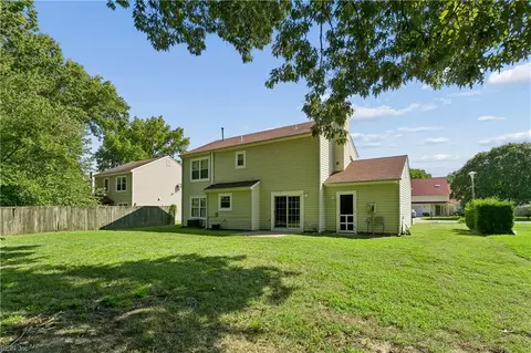 Exterior - 121 Springdale Way, Hampton, VA 23666 photo 5 of 6