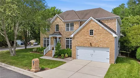 700 Blossom Cir, Virginia Beach, VA 23456