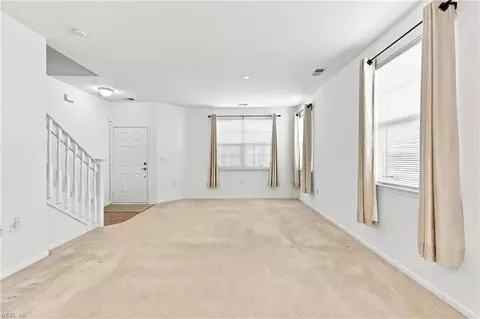 Living - 1535 Hambledon Loop, Chesapeake, VA 23320 photo 2 of 4
