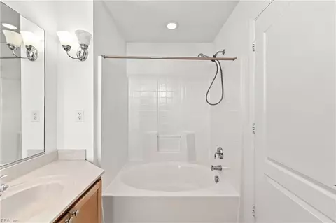 Bath - 1535 Hambledon Loop, Chesapeake, VA 23320 photo 1 of 5