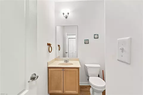 Bath - 1535 Hambledon Loop, Chesapeake, VA 23320 photo 3 of 5