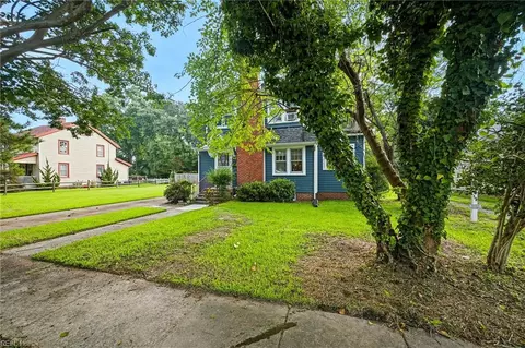 Exterior - 154 Alleghany Rd, Hampton, VA 23661 photo 4 of 9